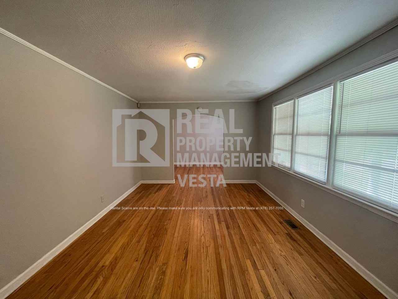 3242 Toole Dr - Photo 3 of 14