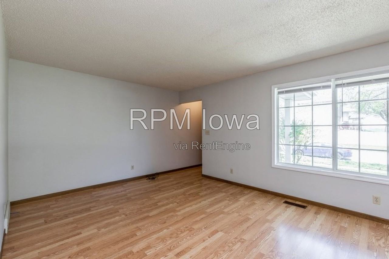 4126 Harris St #4126 - Photo 3 of 16
