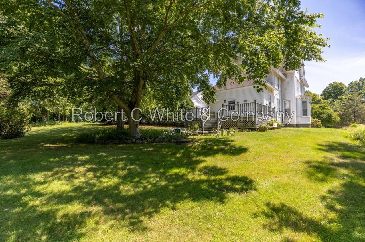 23 Parsonage Rd - Photo 3 of 21