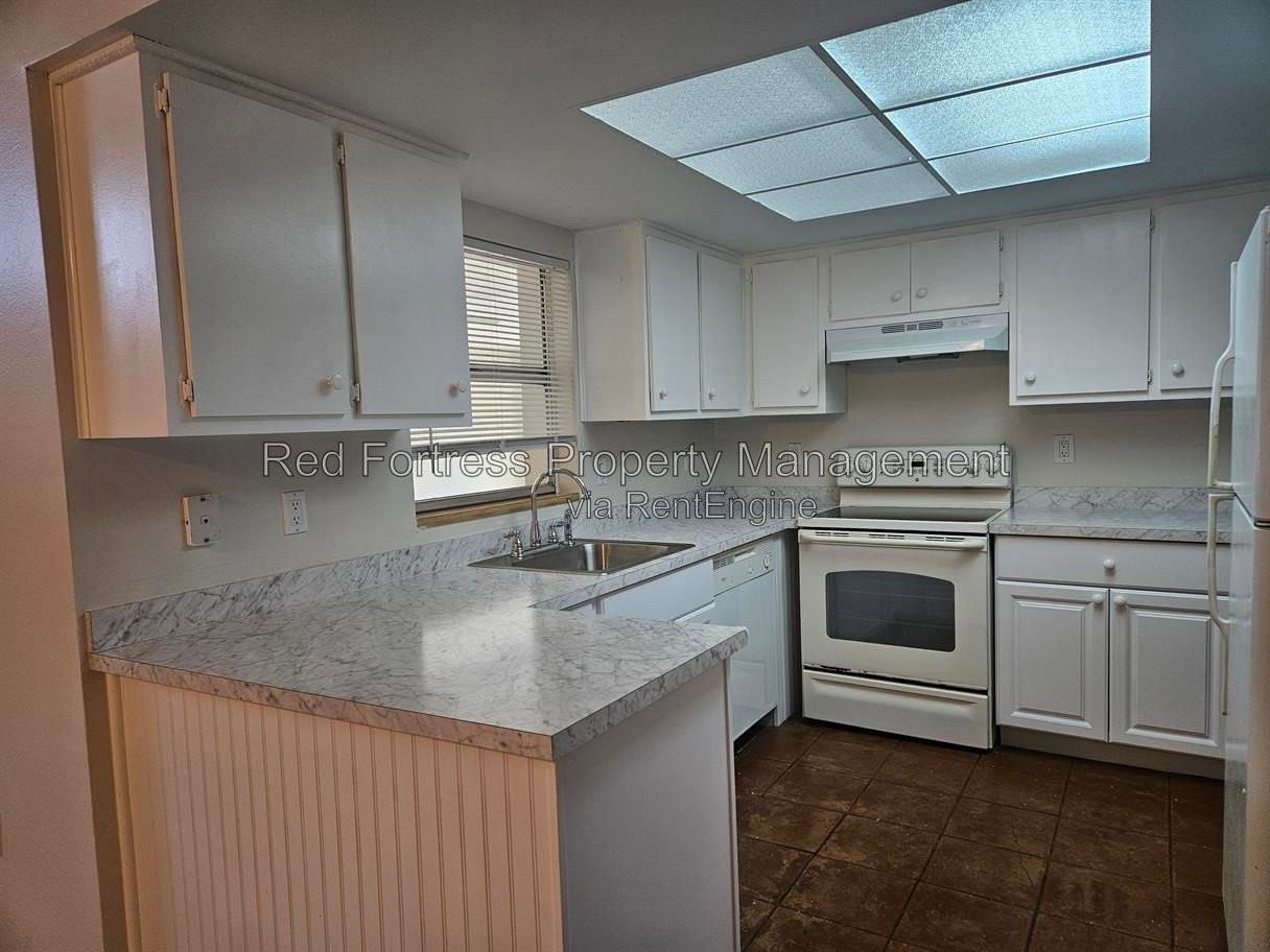 11 Se 20th Ct - Photo 3 of 11