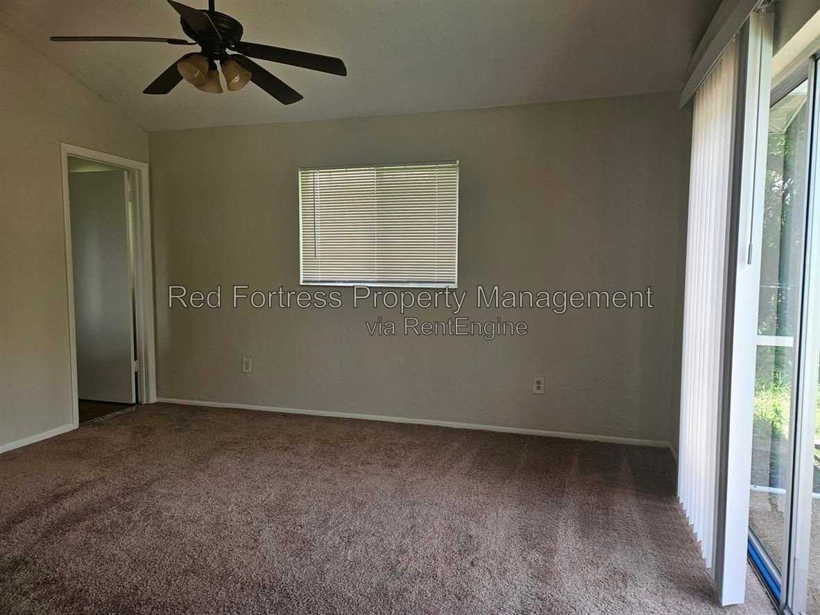 11 Se 20th Ct - Photo 6 of 11