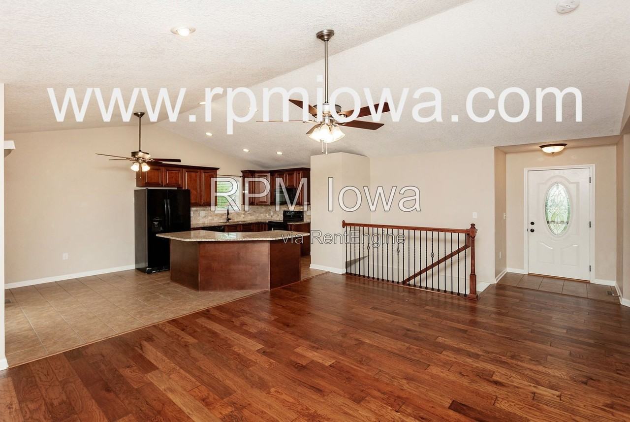 3108 Nw 19th St - Photo 5 of 35