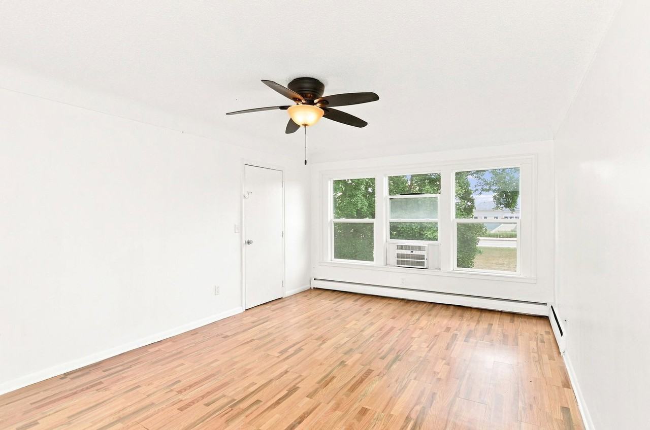 13898 S Robert Trl #6 - Photo 5 of 50