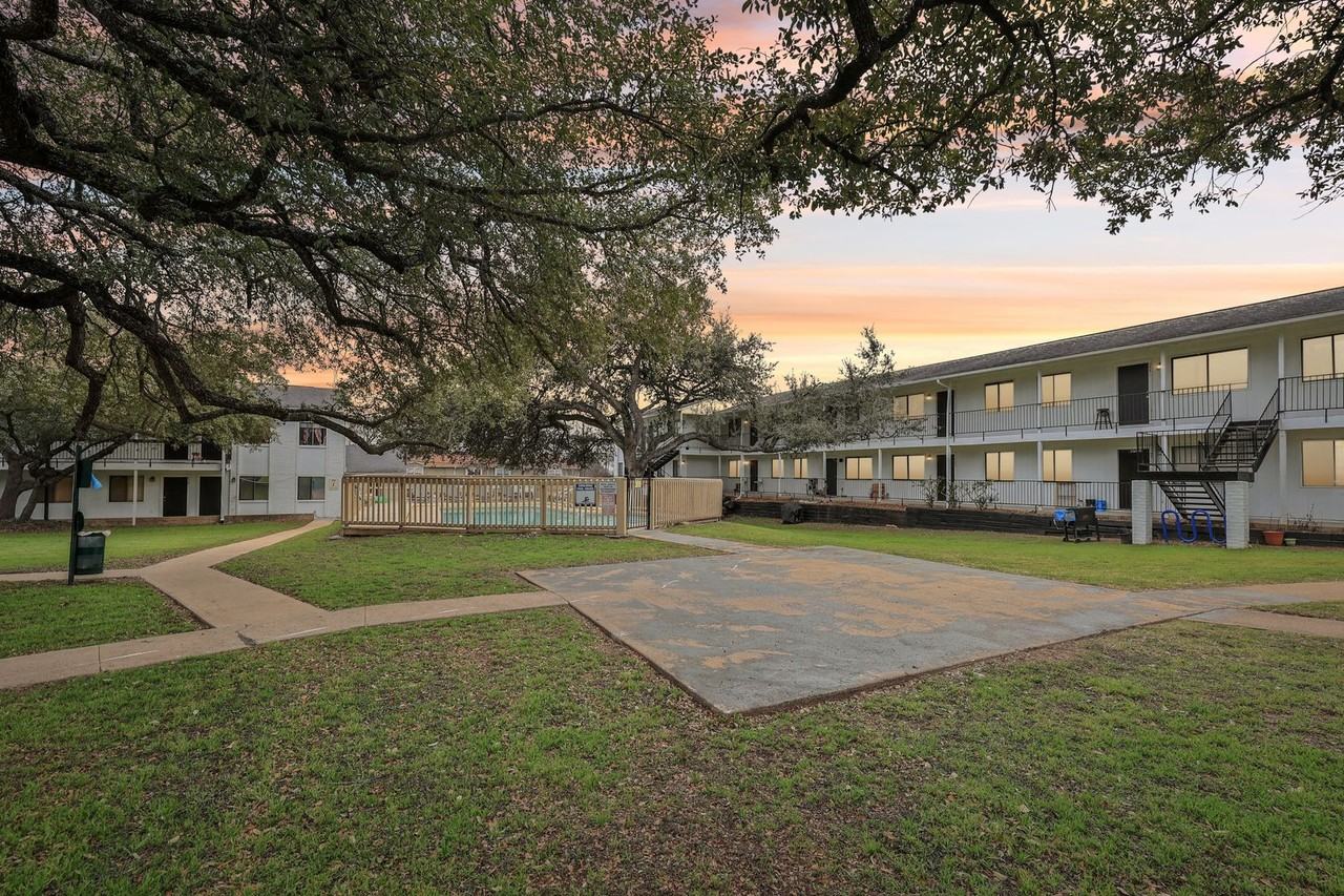 Southland Apartments - Photo 2 of 50