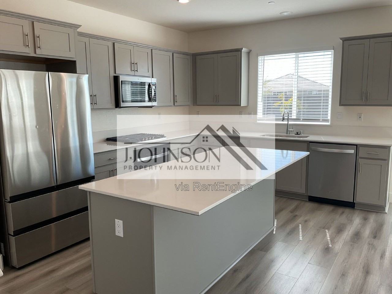 1160 Richardson Rd - Photo 2 of 17
