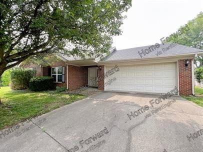 3005 Crab Apple Ct - Photo 2 of 24