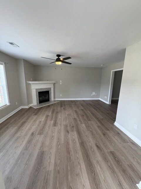 2502 Bluff View Ct #A - Photo 3 of 19