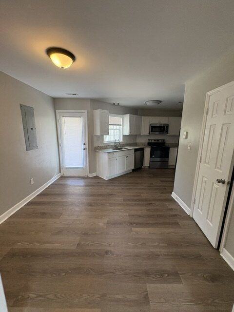 2502 Bluff View Ct #A - Photo 4 of 19