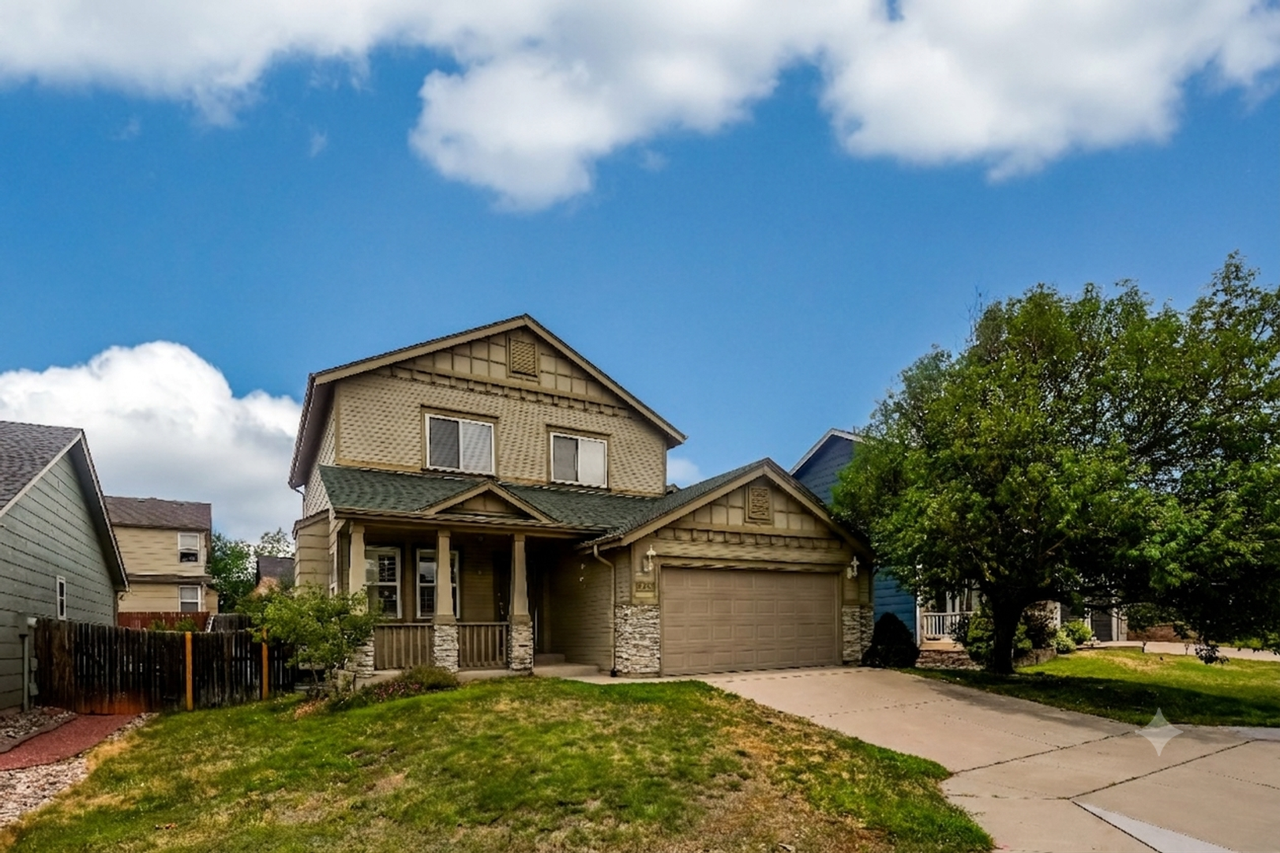 8302 Cooper River Dr - Photo 2 of 33