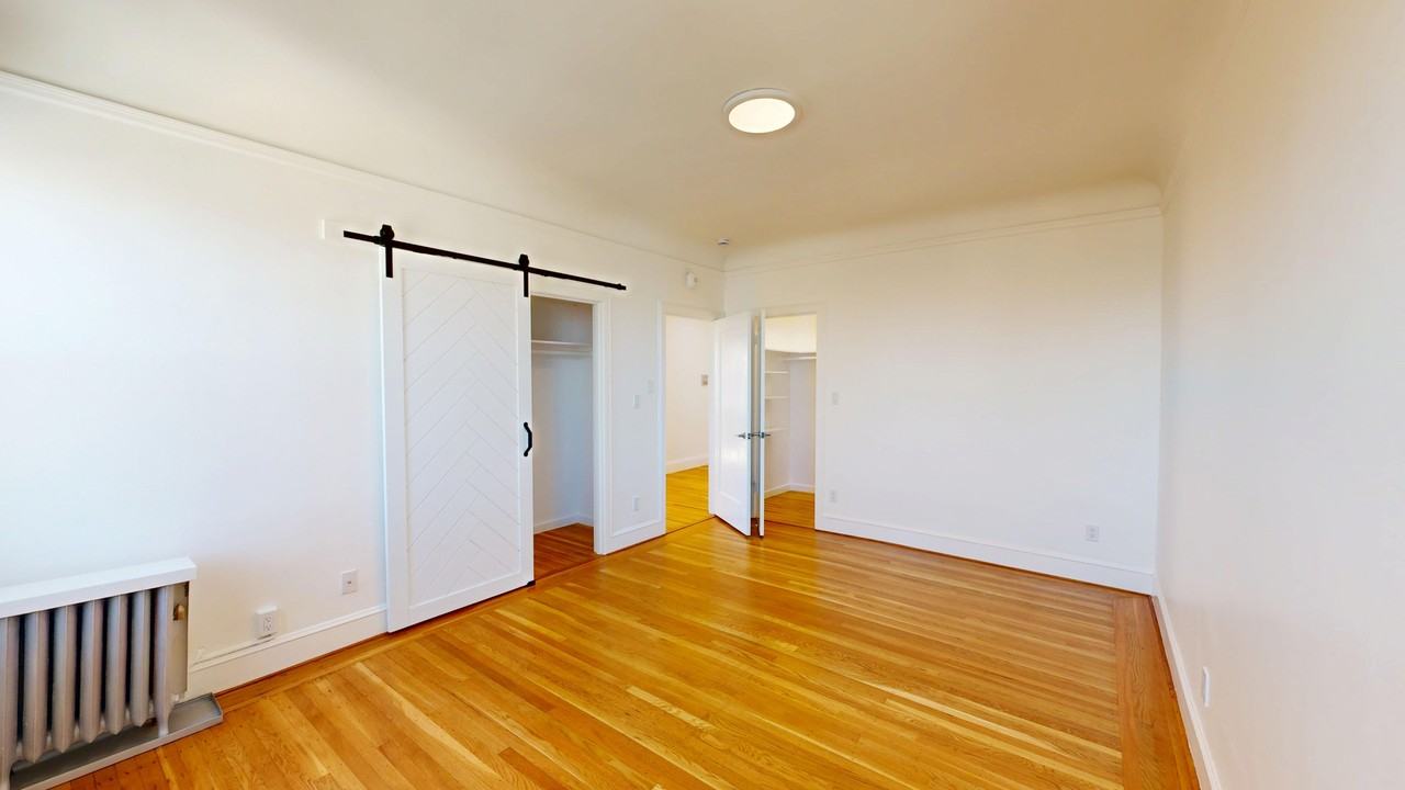 2121 Sacramento Street - Photo 3 of 21