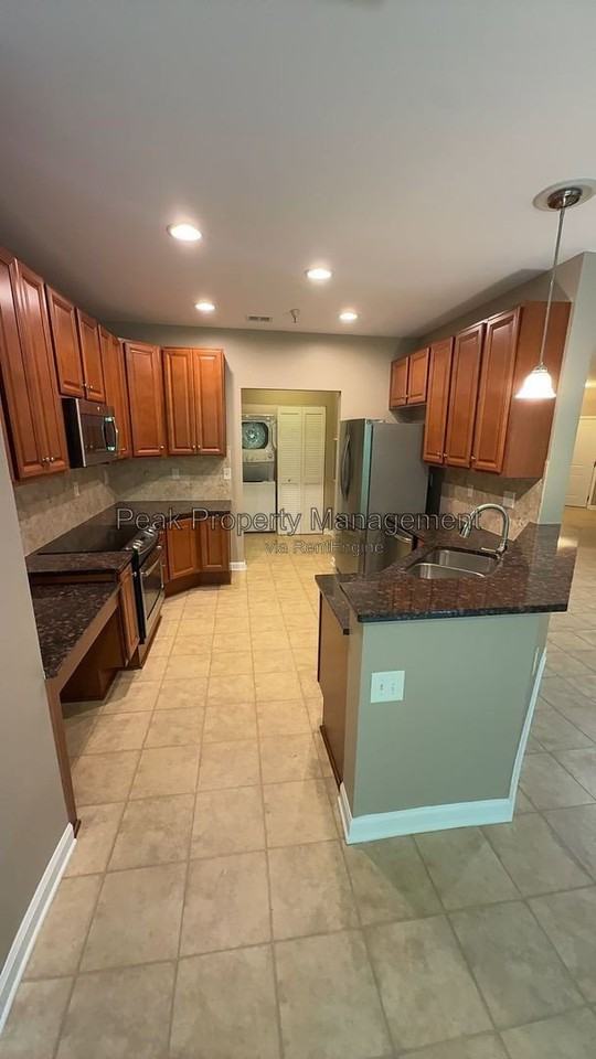 1030 Westwood Village Way #102 - Photo 7 of 22