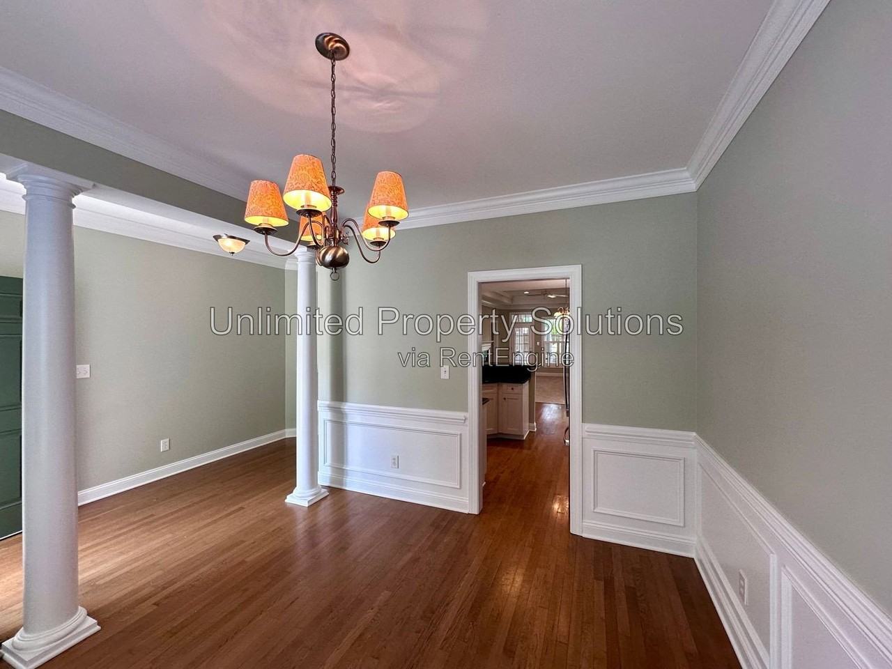 5009 Whitner Dr - Photo 4 of 28
