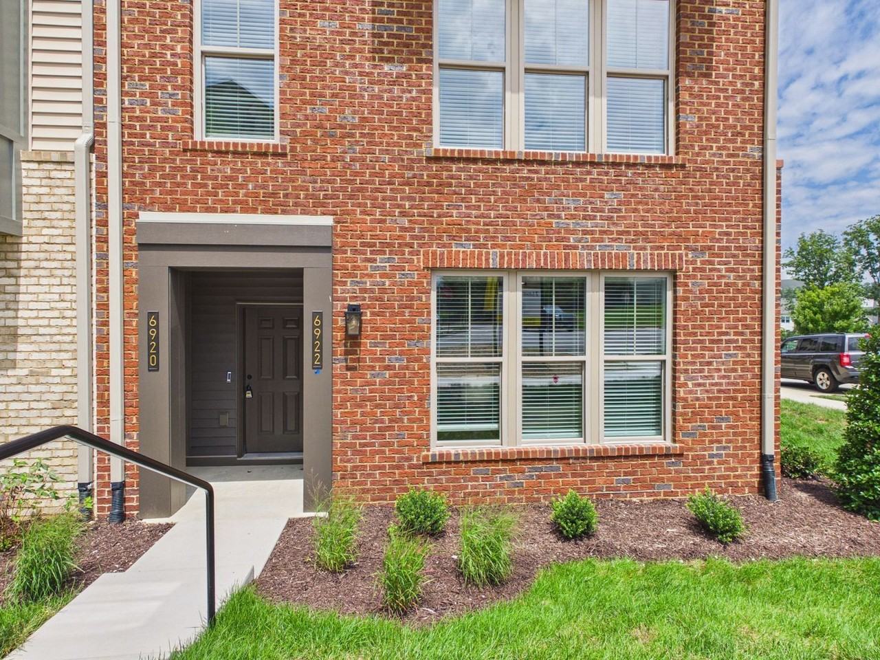 6922 Cosby Village Ter - Photo 2 of 32