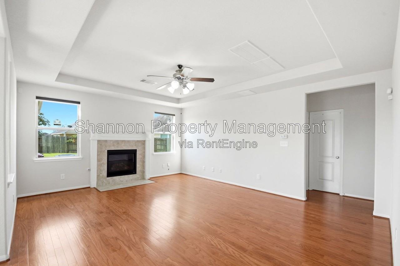 20203 Peralta Cliff Trl - Photo 7 of 34