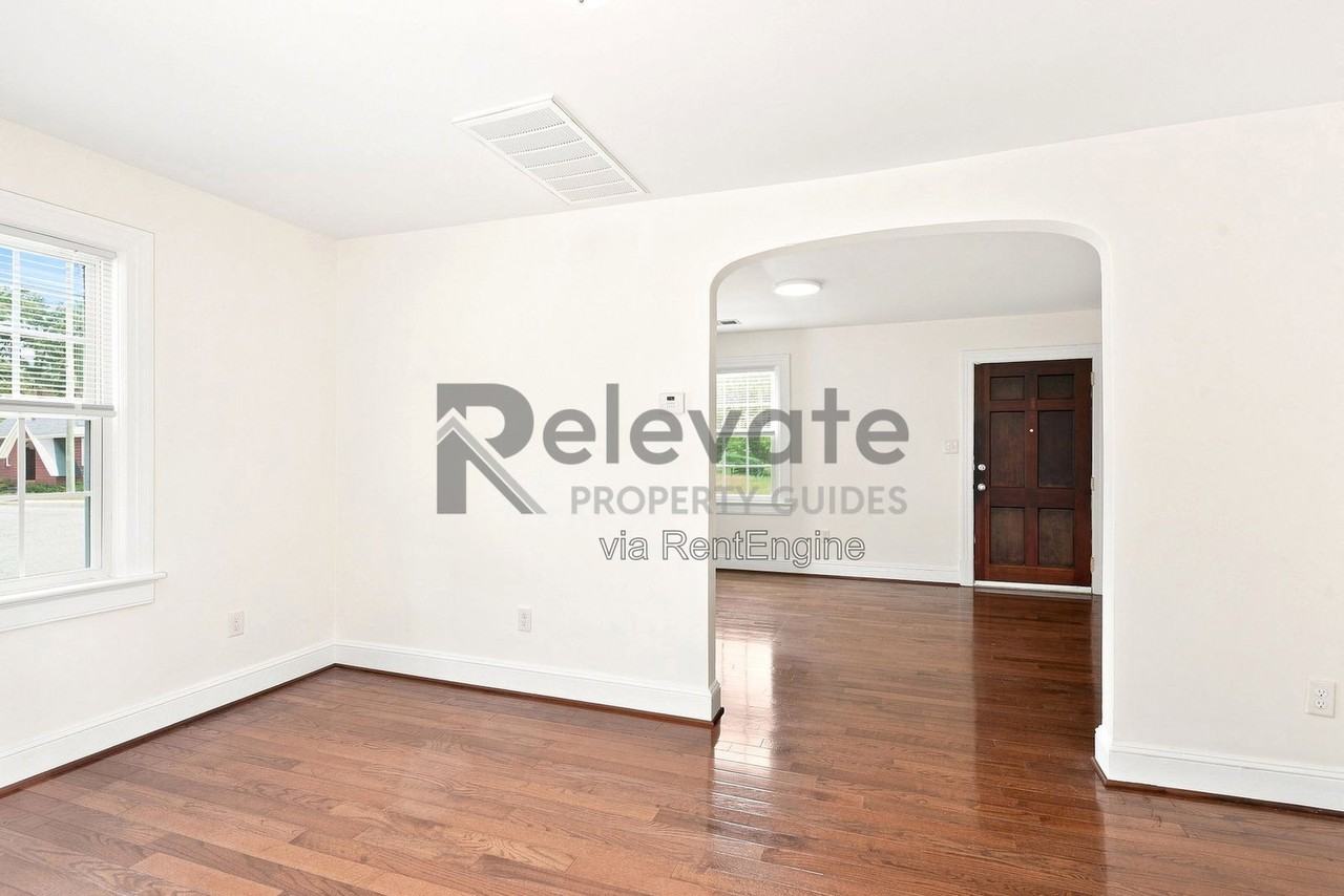 400 Dupuy Ave - Photo 2 of 22