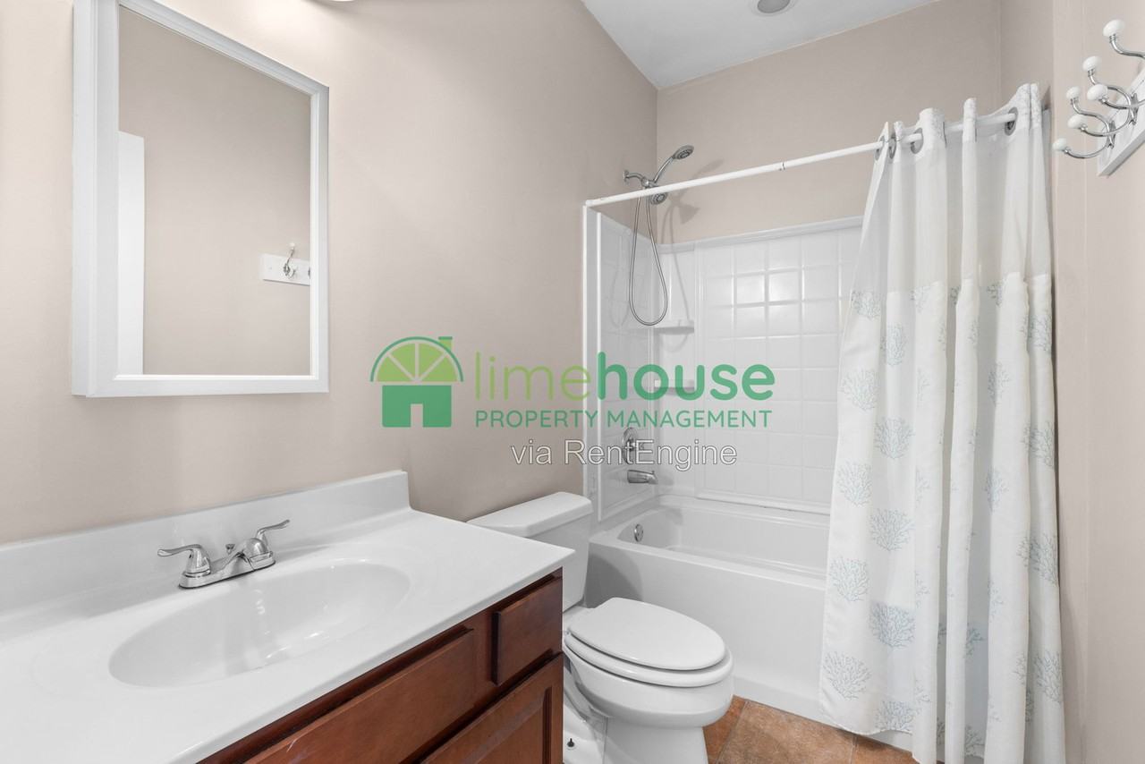 106 Parkview Ave - Photo 4 of 21