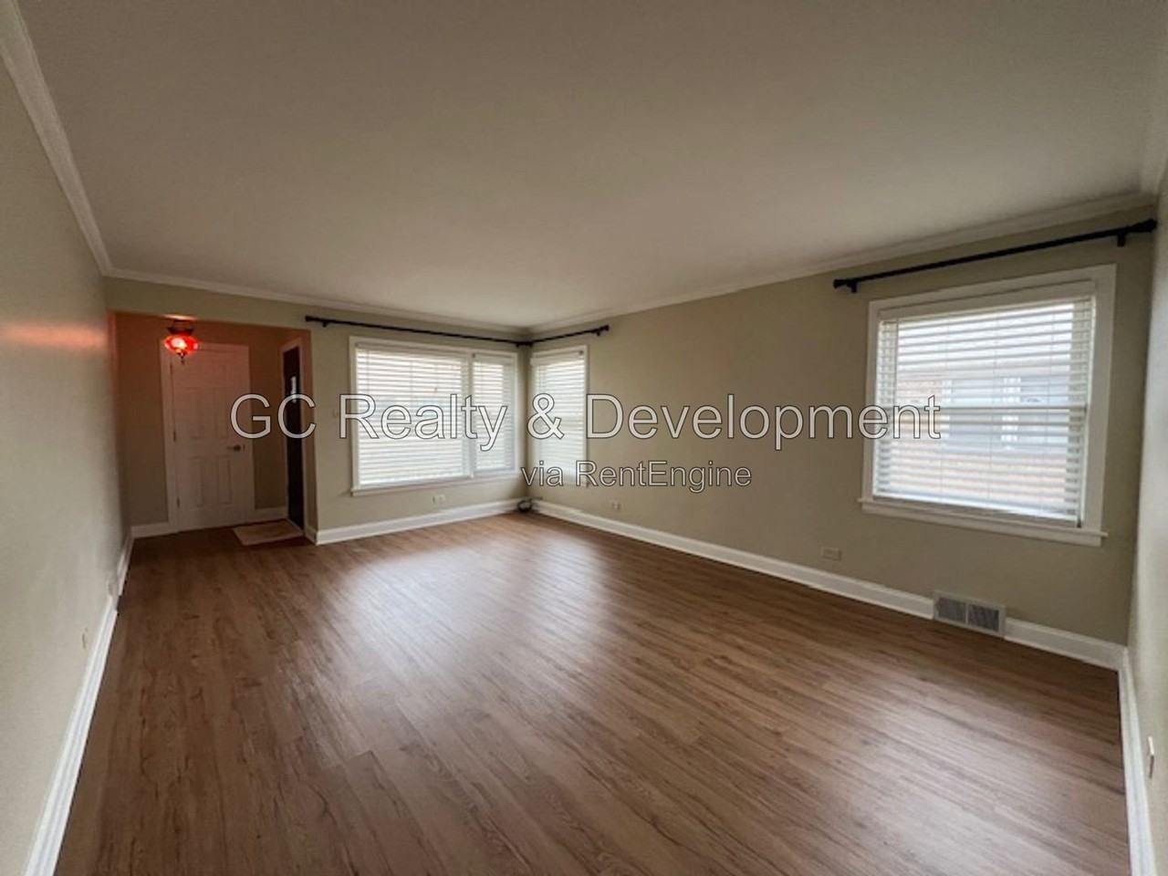 7613 N Harlem Ave - Photo 2 of 24