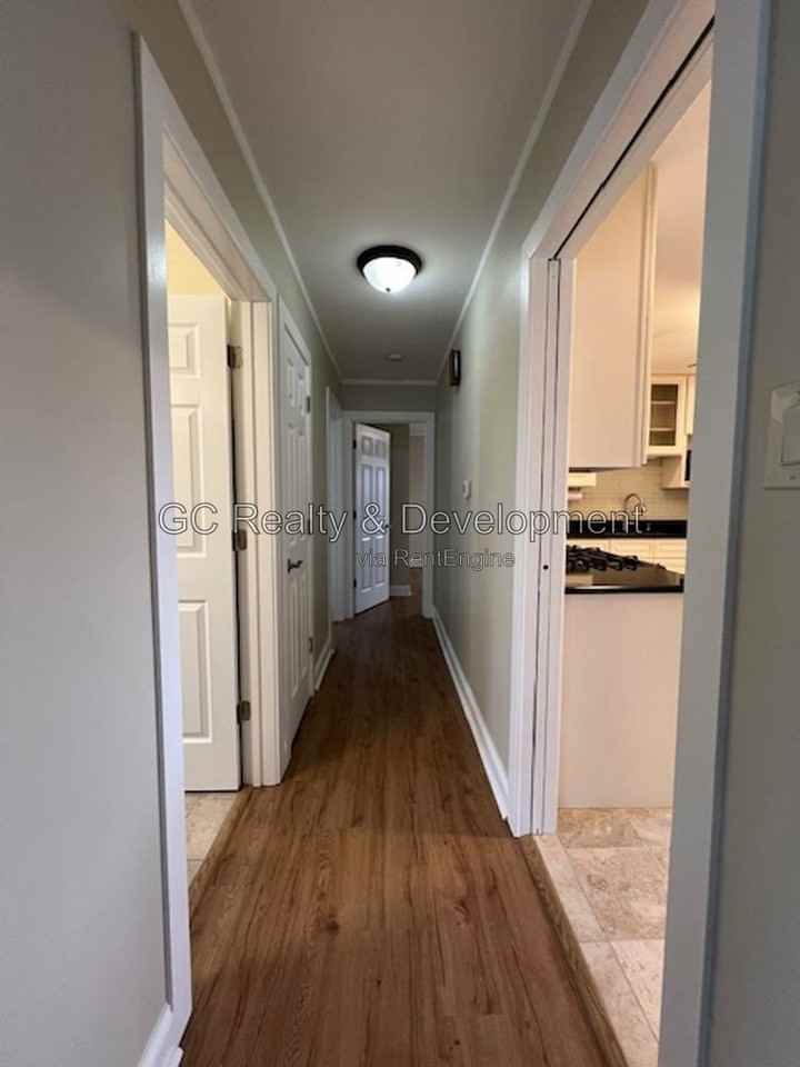 7613 N Harlem Ave - Photo 4 of 24