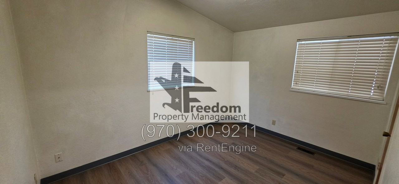 1010 Orchard Ave #A - Photo 6 of 10