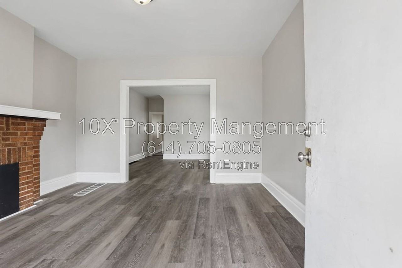 132 S Richardson Ave - Photo 5 of 27