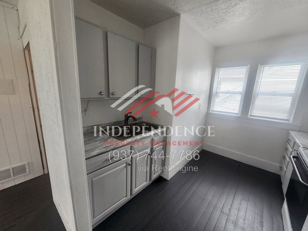 721 E Pearl St - Photo 7 of 15
