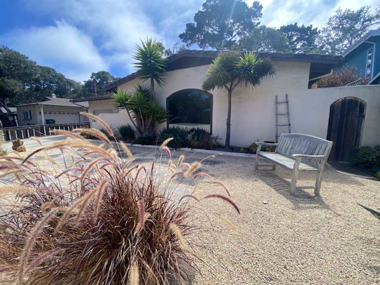 835 17 Mile Dr - Photo 3 of 44