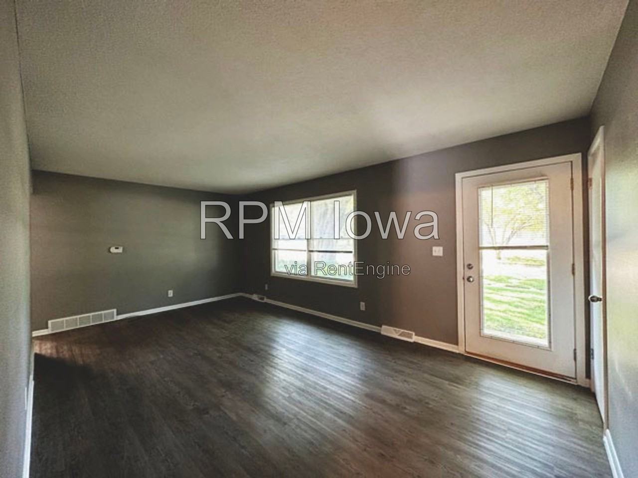 1318 Sw Lynn Dr - Photo 3 of 20