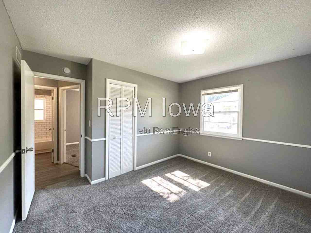 1318 Sw Lynn Dr - Photo 5 of 20