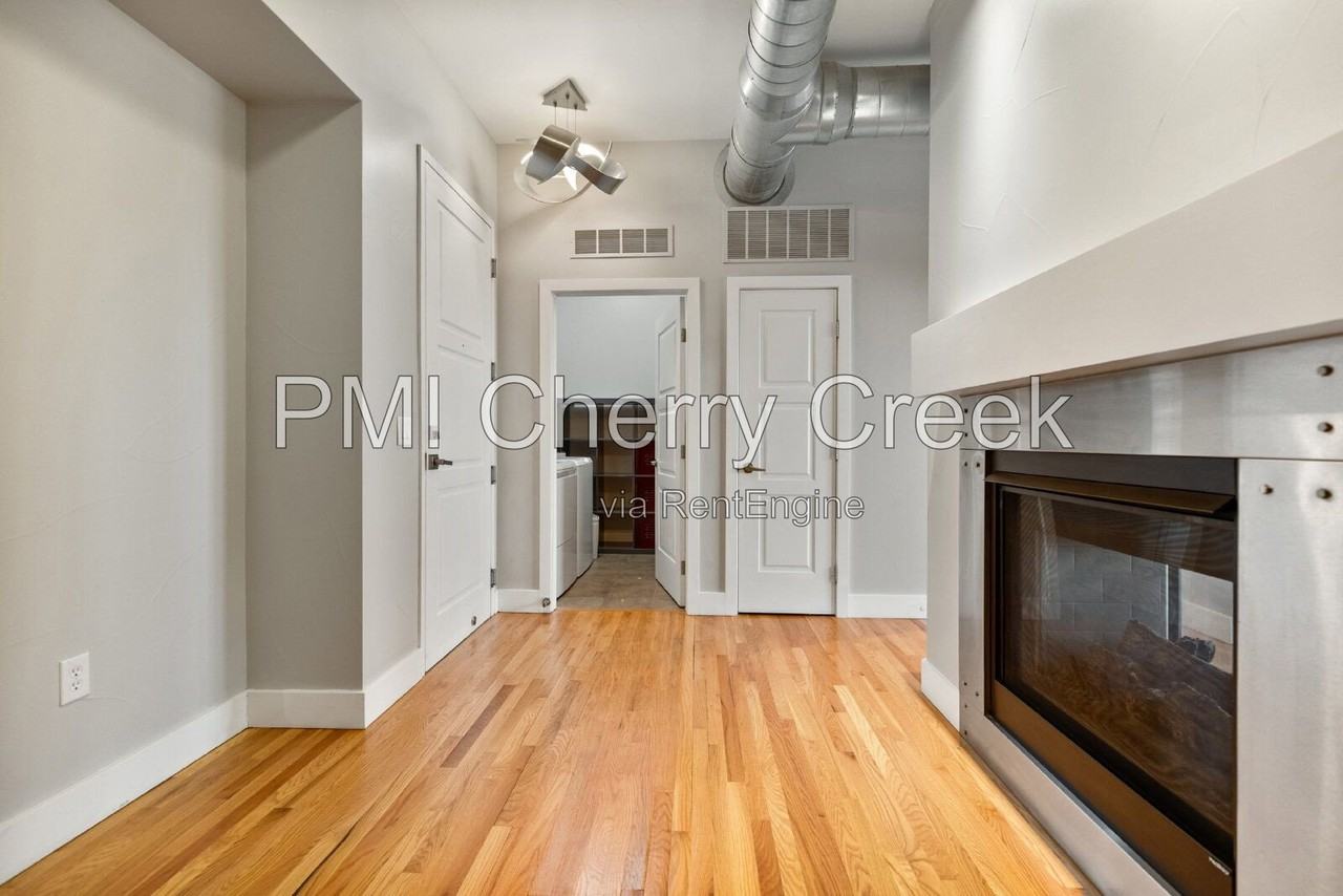 10111 Inverness Main St #414 - Photo 3 of 21
