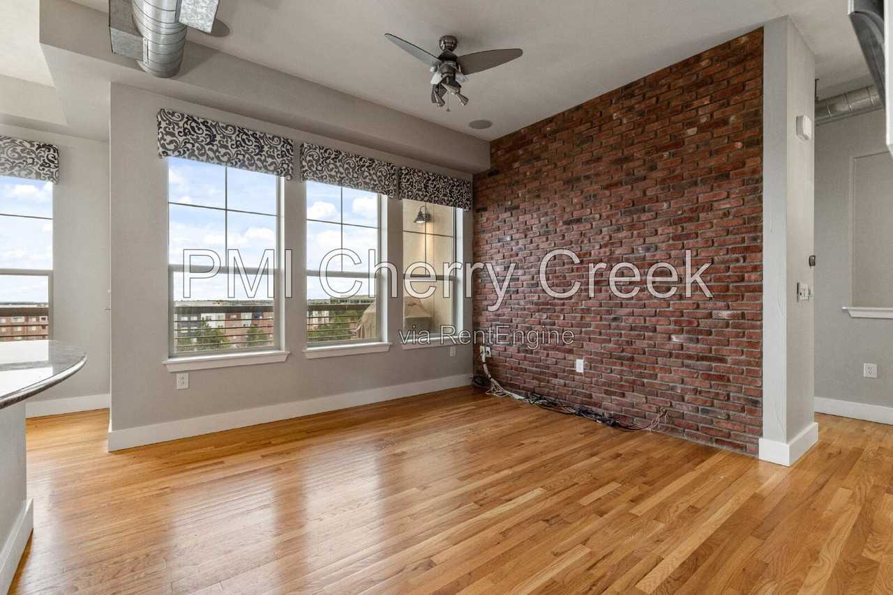 10111 Inverness Main St #414 - Photo 6 of 21