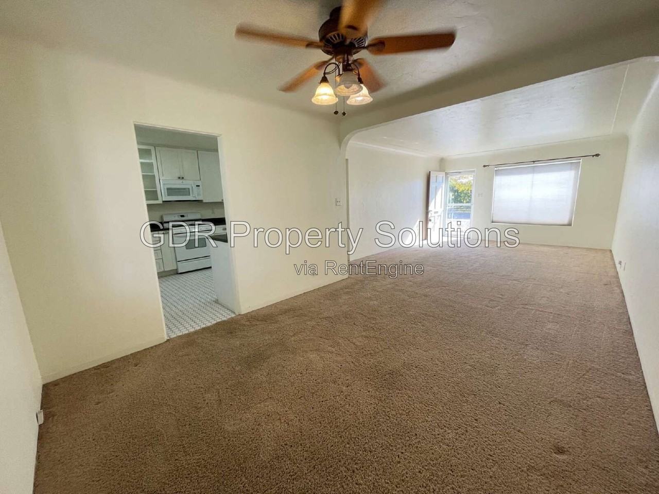 5703 Princess Jeanne Ave Ne - Photo 6 of 17