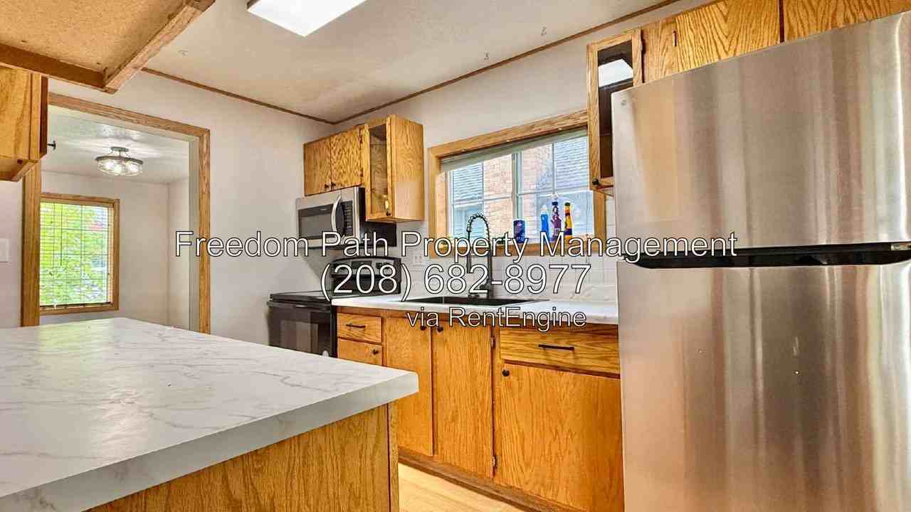 309 W Mission Ave - Photo 7 of 20