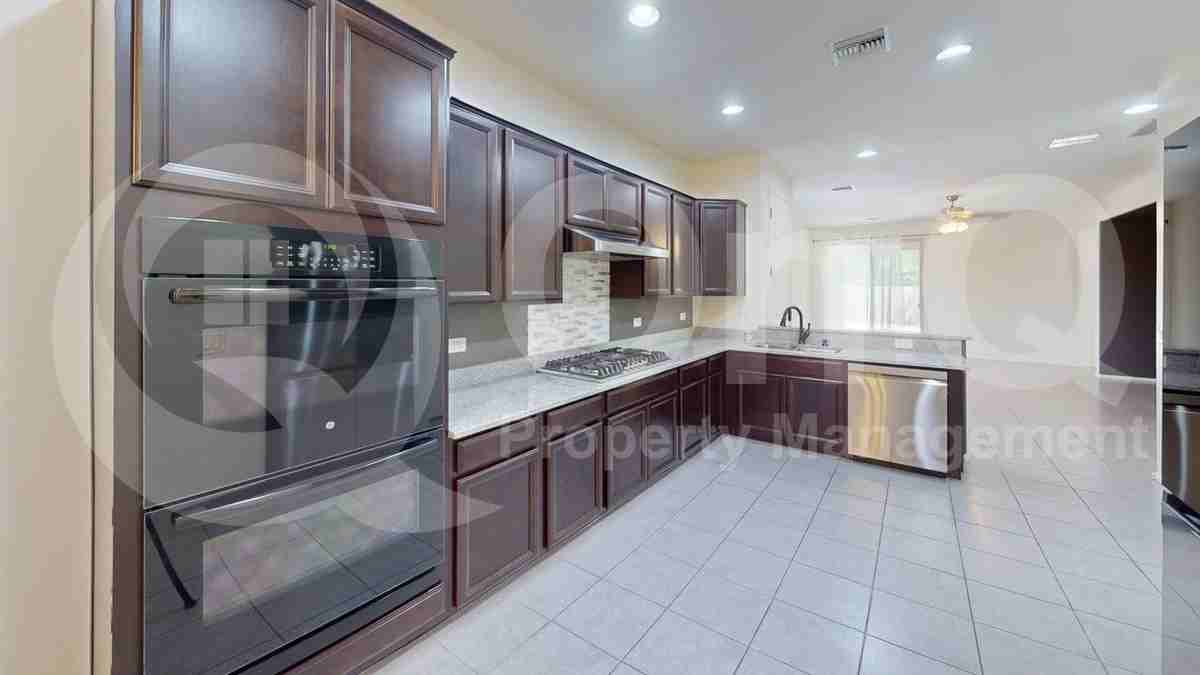 6729 E Neptune Cove Rd - Photo 4 of 20