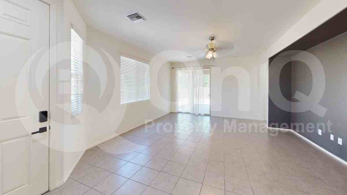 6729 E Neptune Cove Rd - Photo 6 of 20