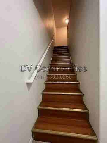 2521 Nw Cedar Ave #2 - Photo 6 of 12