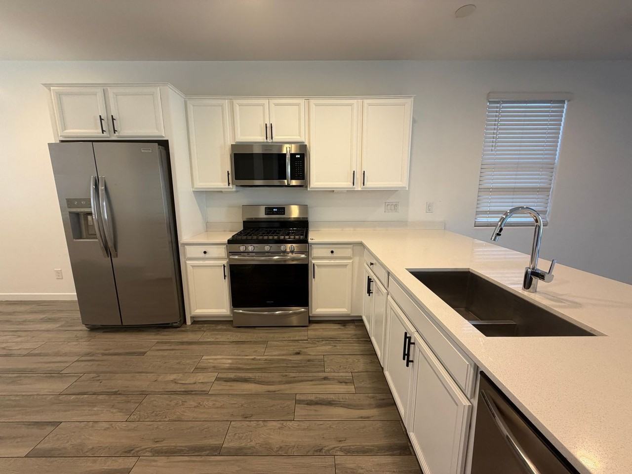 24596 N 170th Dr - Photo 4 of 16