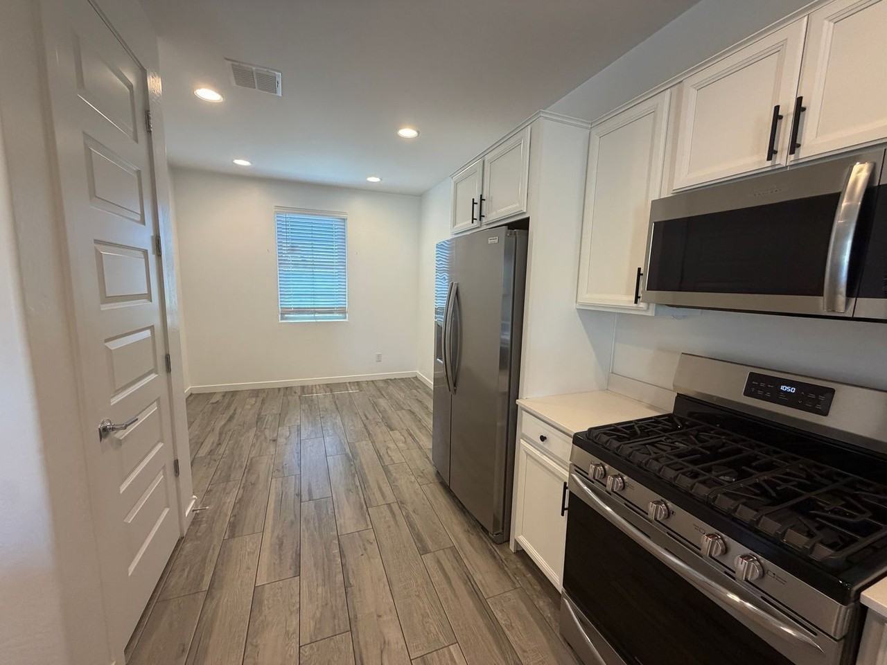 24596 N 170th Dr - Photo 5 of 16