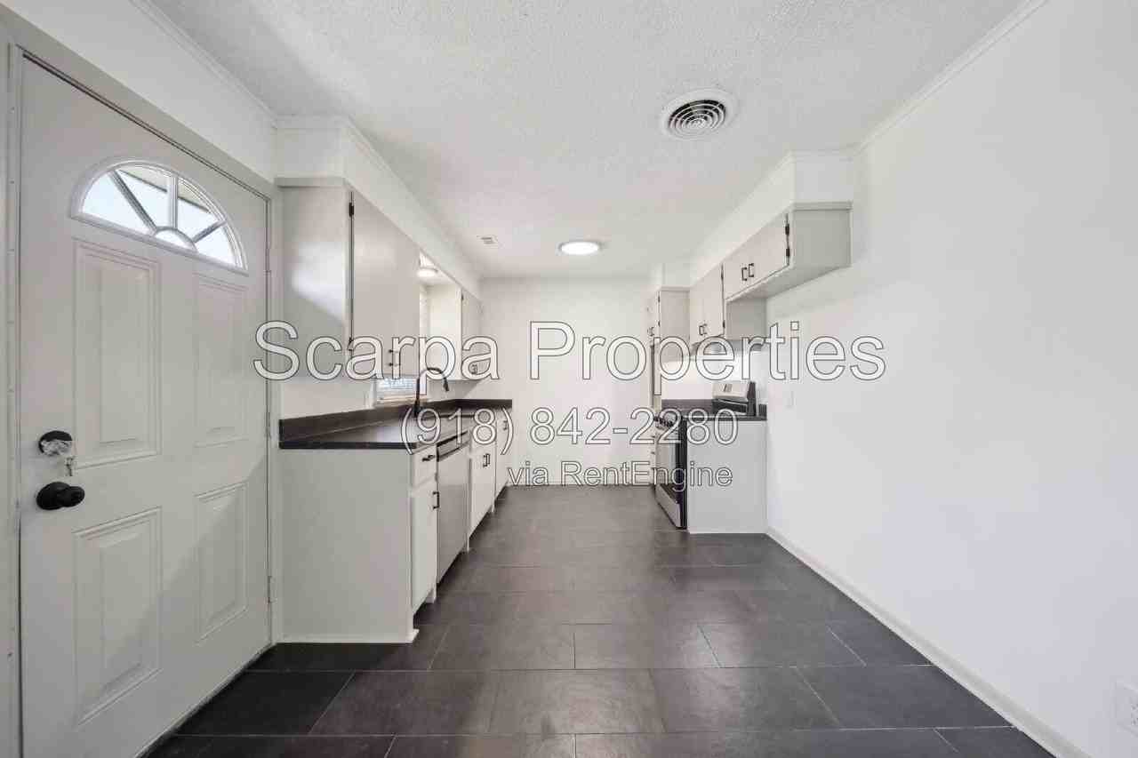 9163 E Marshall Pl - Photo 7 of 19