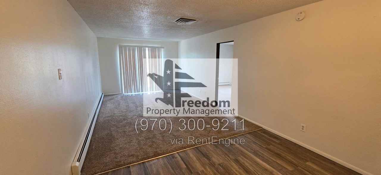 1300 N 21st St #302 - Photo 2 of 8