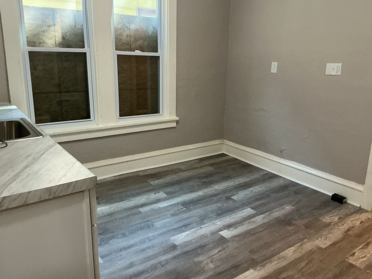 3657 N 12th St - Photo 4 of 24
