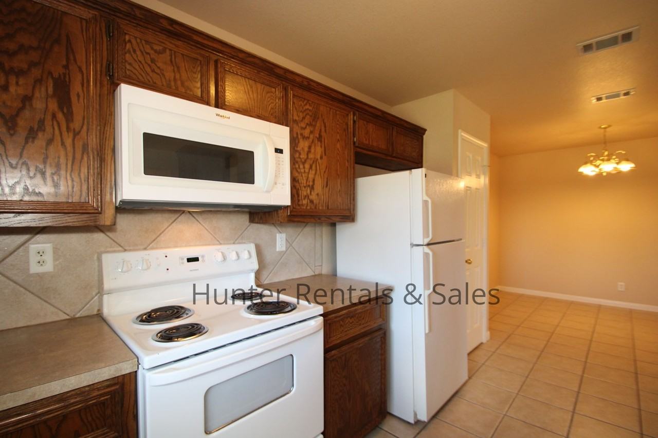 1502A Golden Eagle Ct - Photo 7 of 27