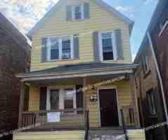 featured image of 4856 Magoun Ave