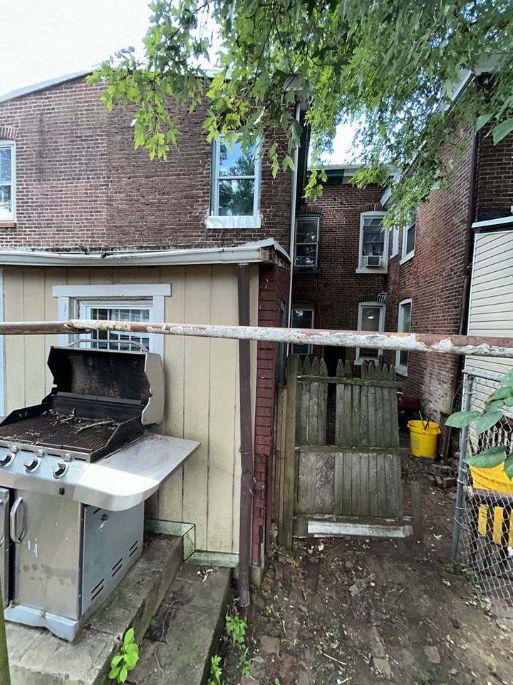 22 Houghton Ave - Photo 4 of 4