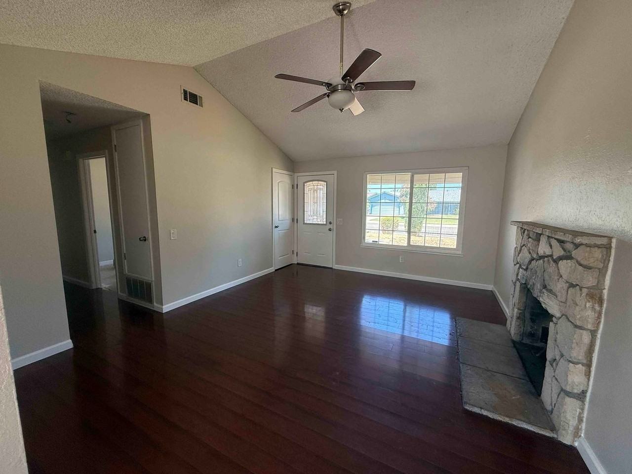 1 Deertree Ct - Photo 2 of 18