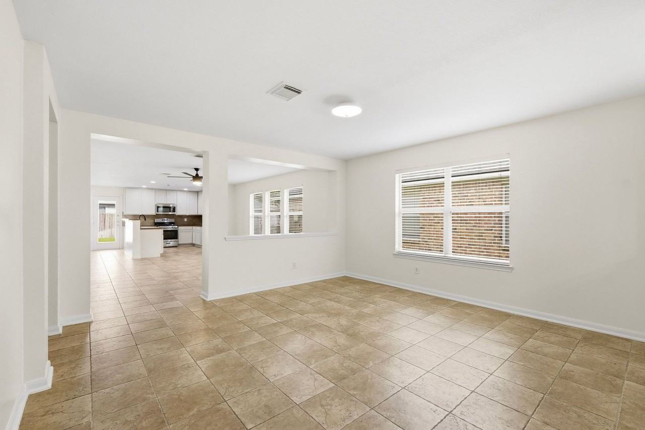 7719 Serene Wood Ln - Photo 7 of 25