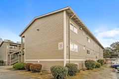 Salem Parkway Apartments - Photo 1 of 1