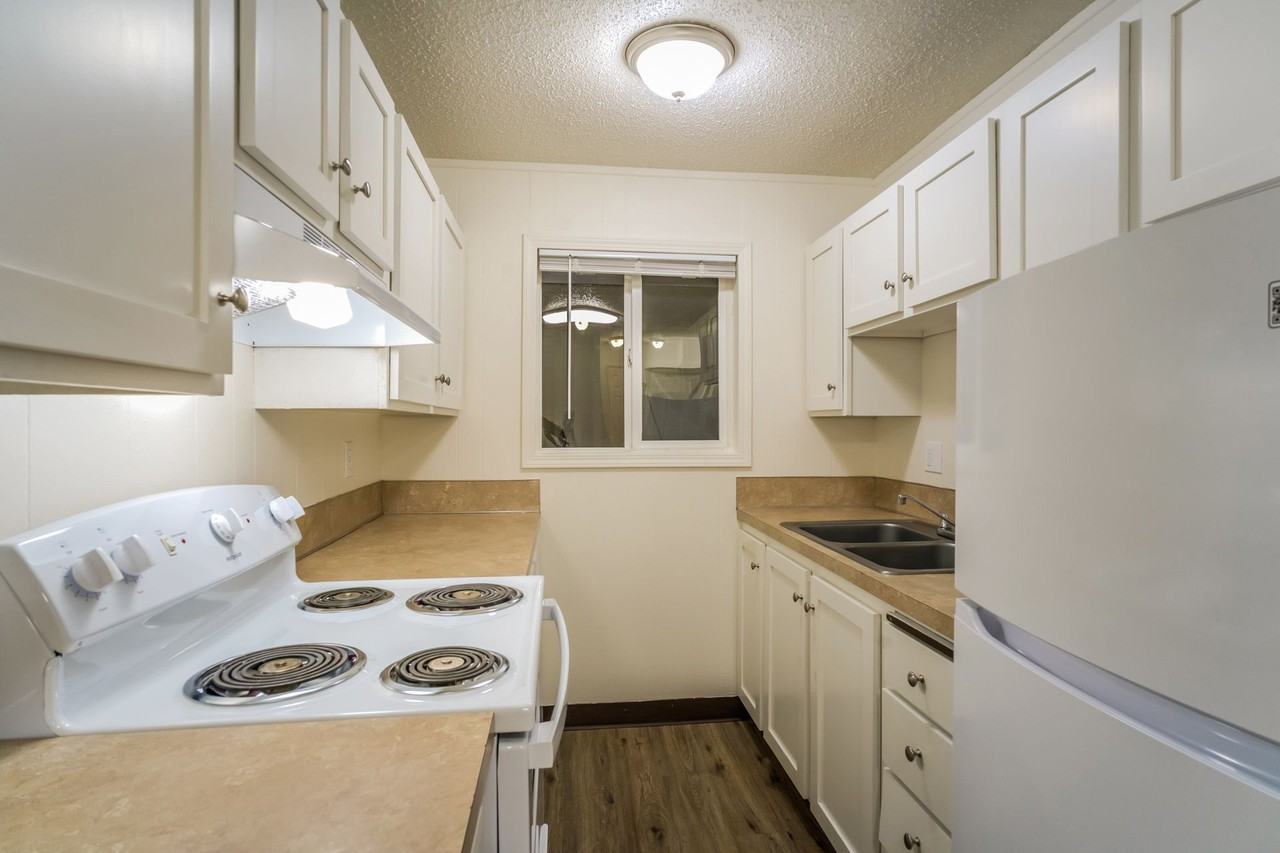 Salem Parkway Apartments - Photo 7 of 50