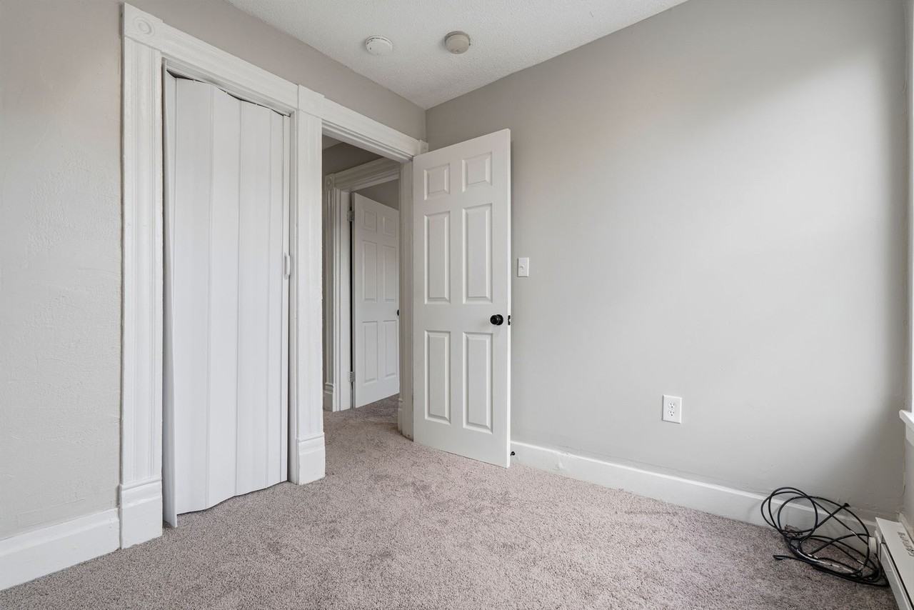 865 E 11th Ave - Photo 7 of 28