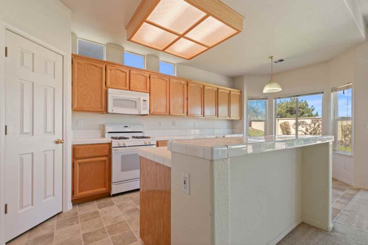 9455 Oakley Ln - Photo 6 of 22