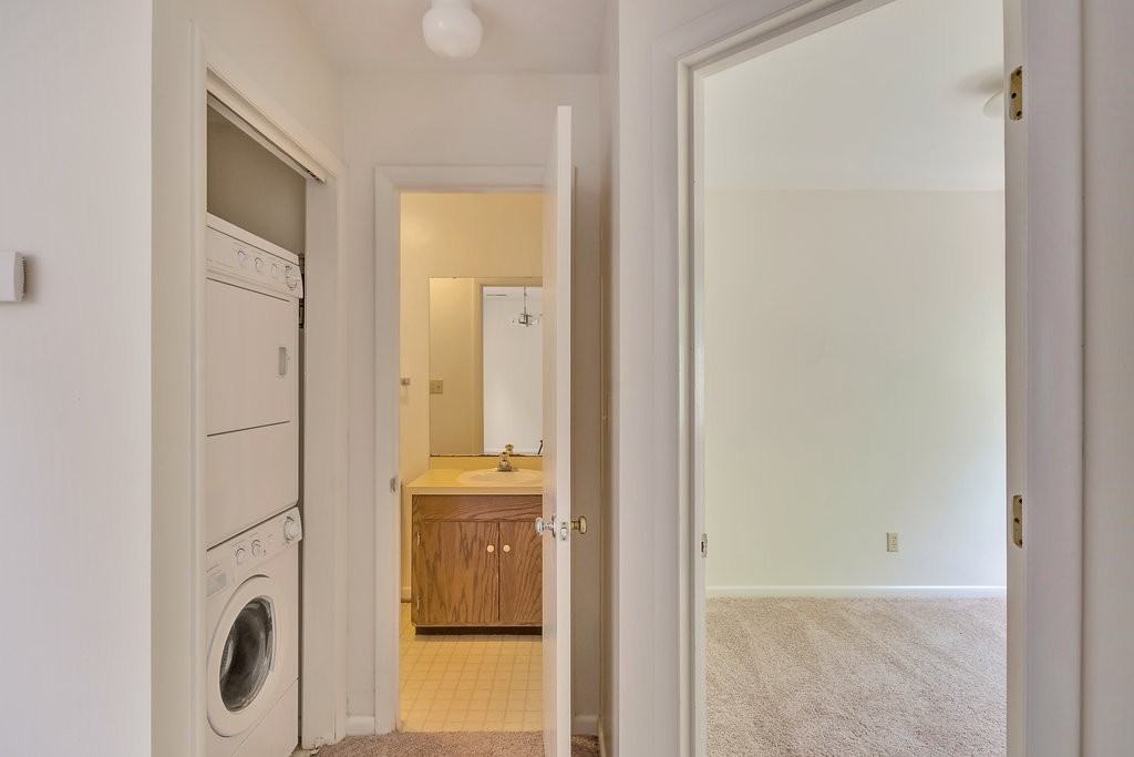 1543 Birnam Dr - Photo 5 of 10